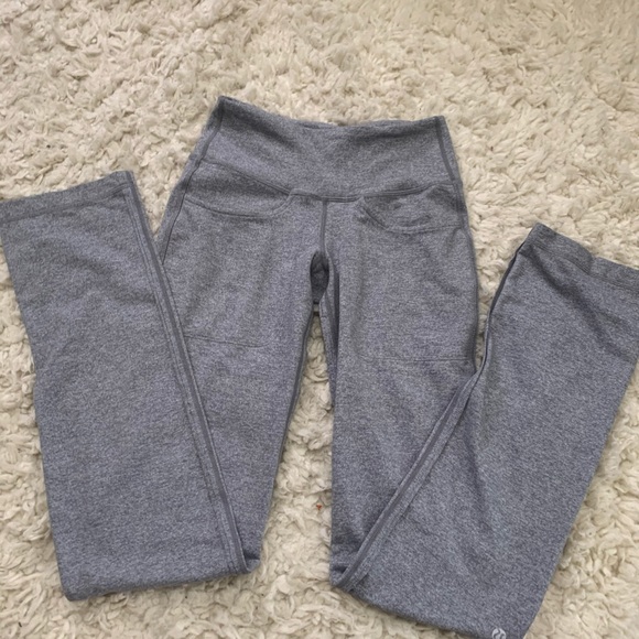 Lululemon gray straight leg - Picture 2 of 4